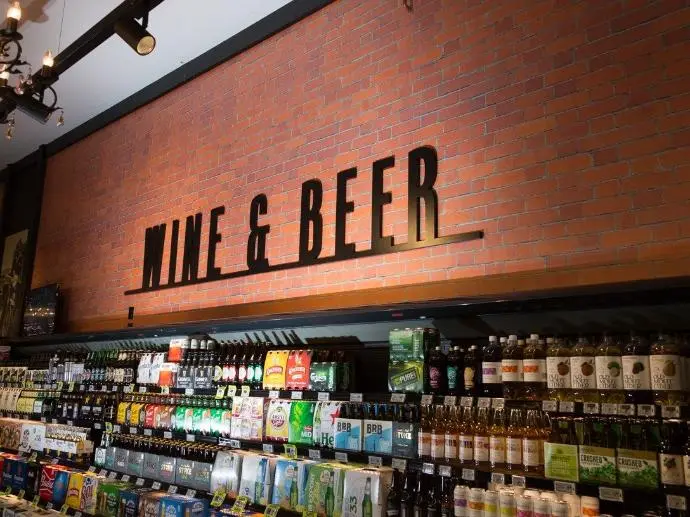 Large scale store product category signage for Fresh Choice